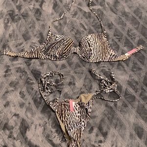 Victoria’s Secret Bikini (Brand new)